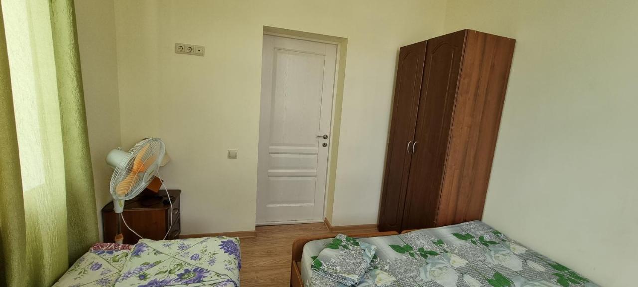Guest House Mushmula New Athos Bagian luar foto