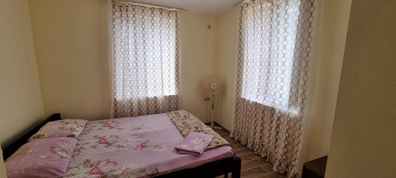 Guest House Mushmula New Athos Bagian luar foto