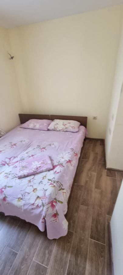 Guest House Mushmula New Athos Bagian luar foto